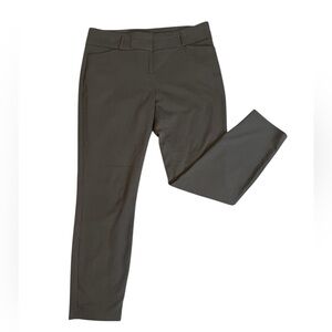 X1- Women’s Size 10 Black Dress Pants Ivanka Trump Black Ankle Dress Pants